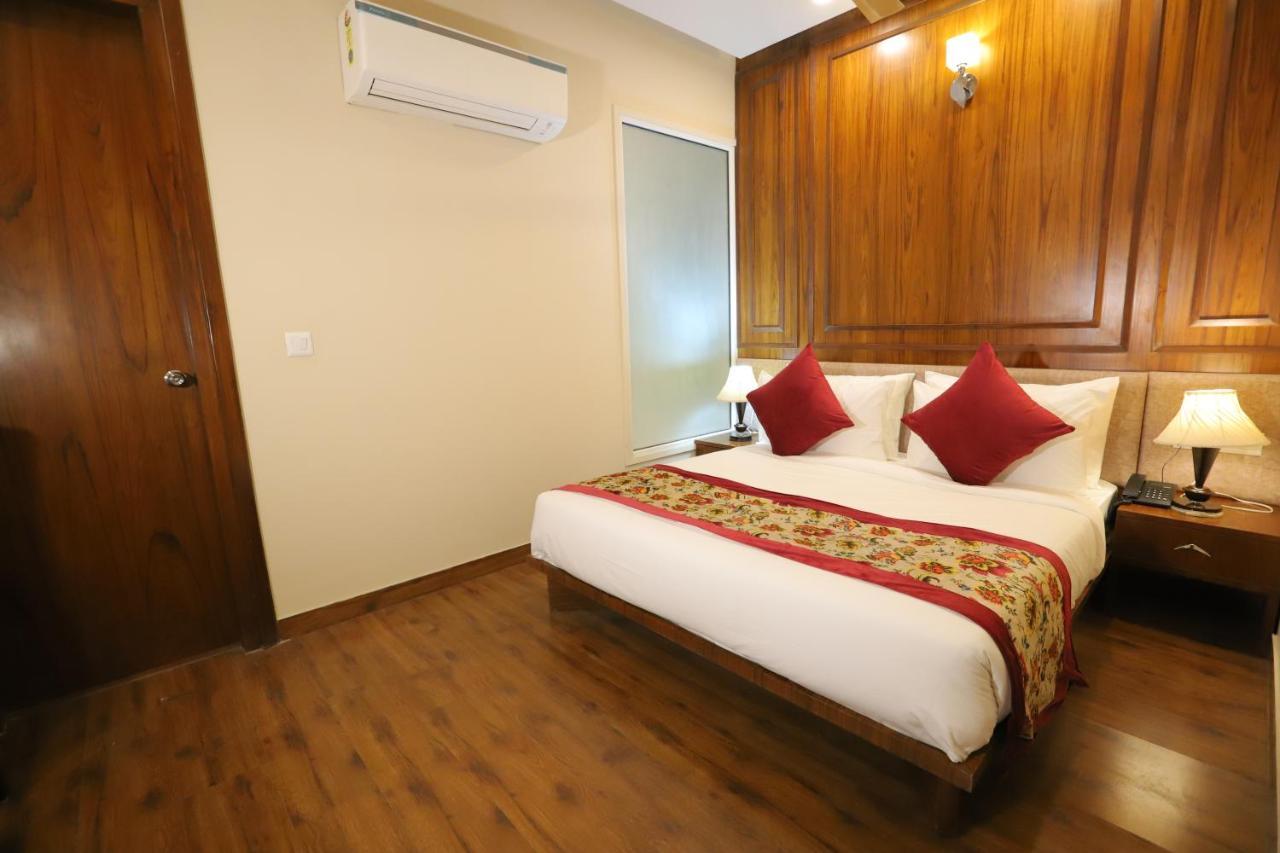 Ip Royal Hotel - Új-Delhi Kültér fotó