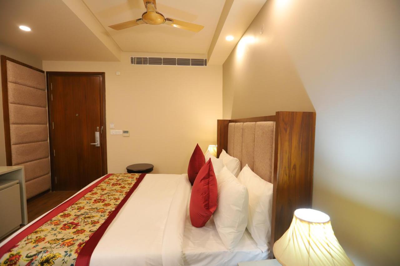 Ip Royal Hotel - Új-Delhi Kültér fotó