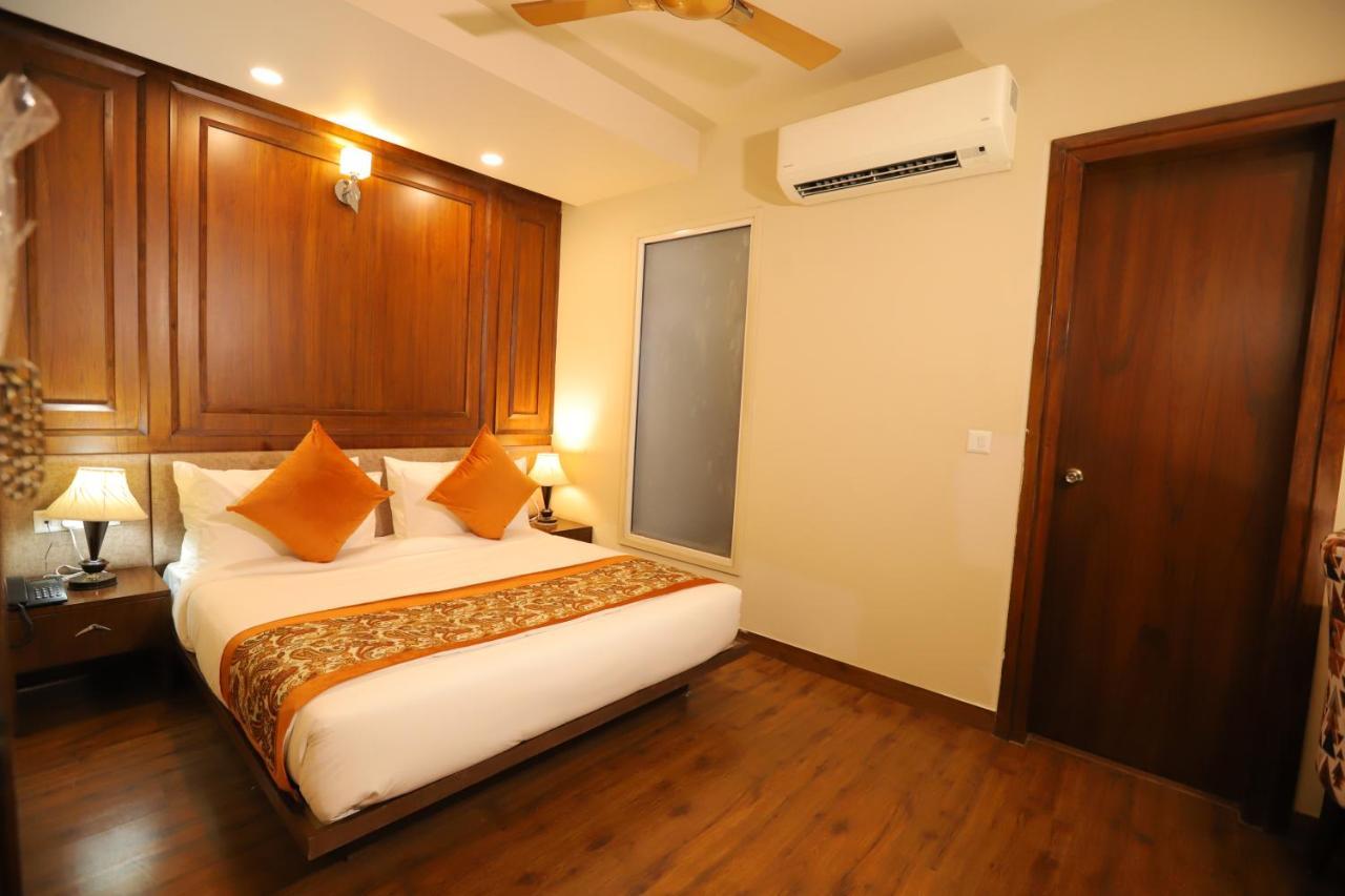 Ip Royal Hotel - Új-Delhi Kültér fotó