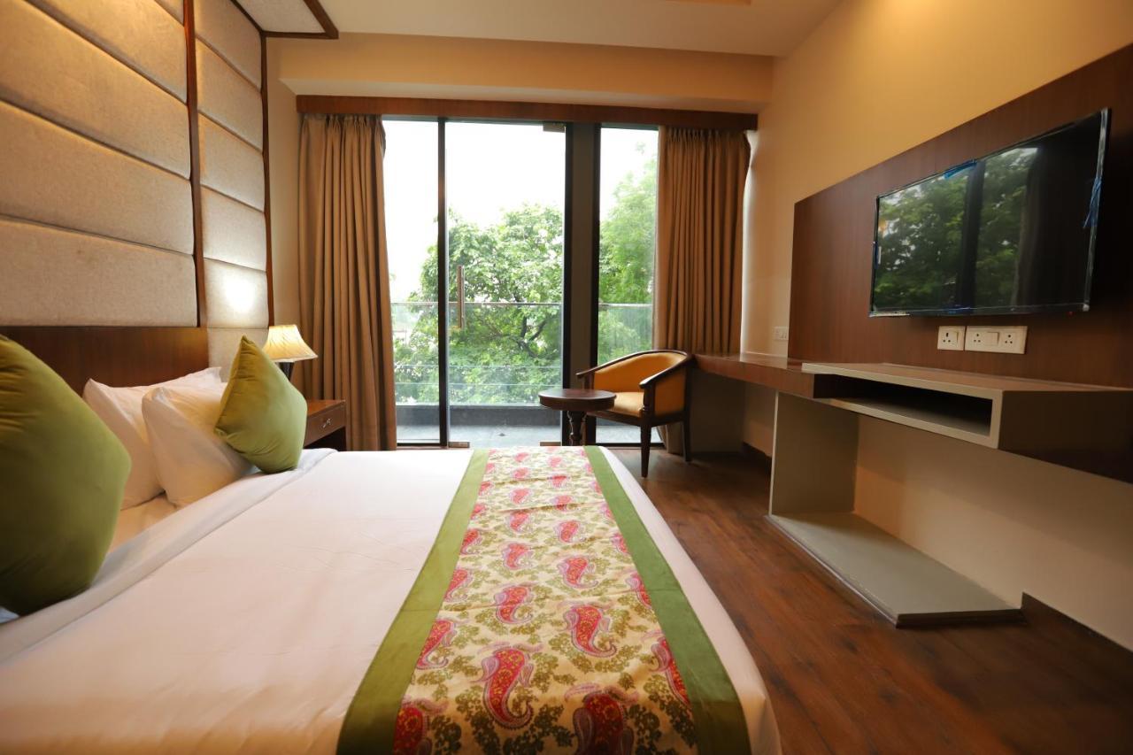 Ip Royal Hotel - Új-Delhi Kültér fotó