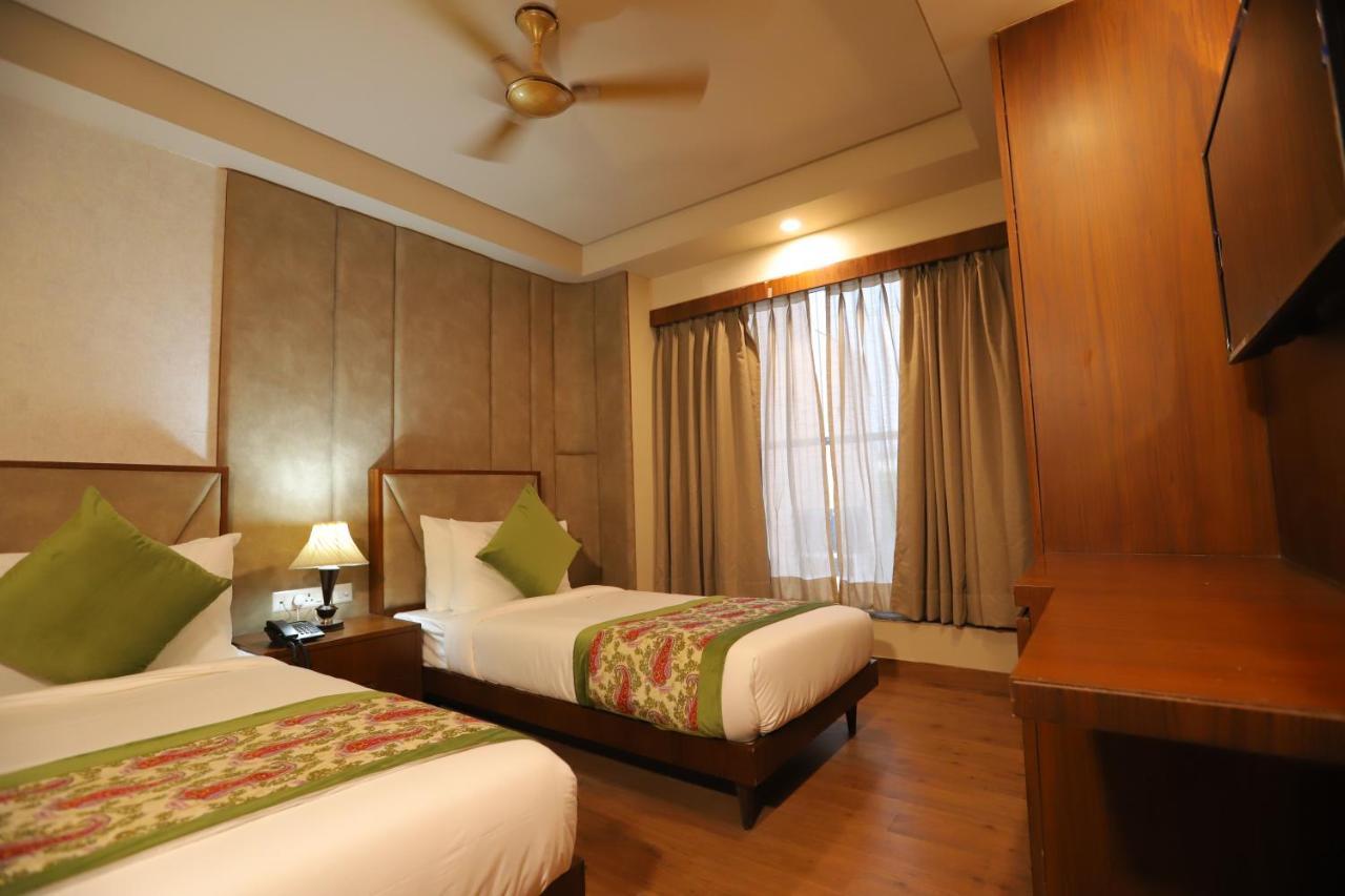 Ip Royal Hotel - Új-Delhi Kültér fotó