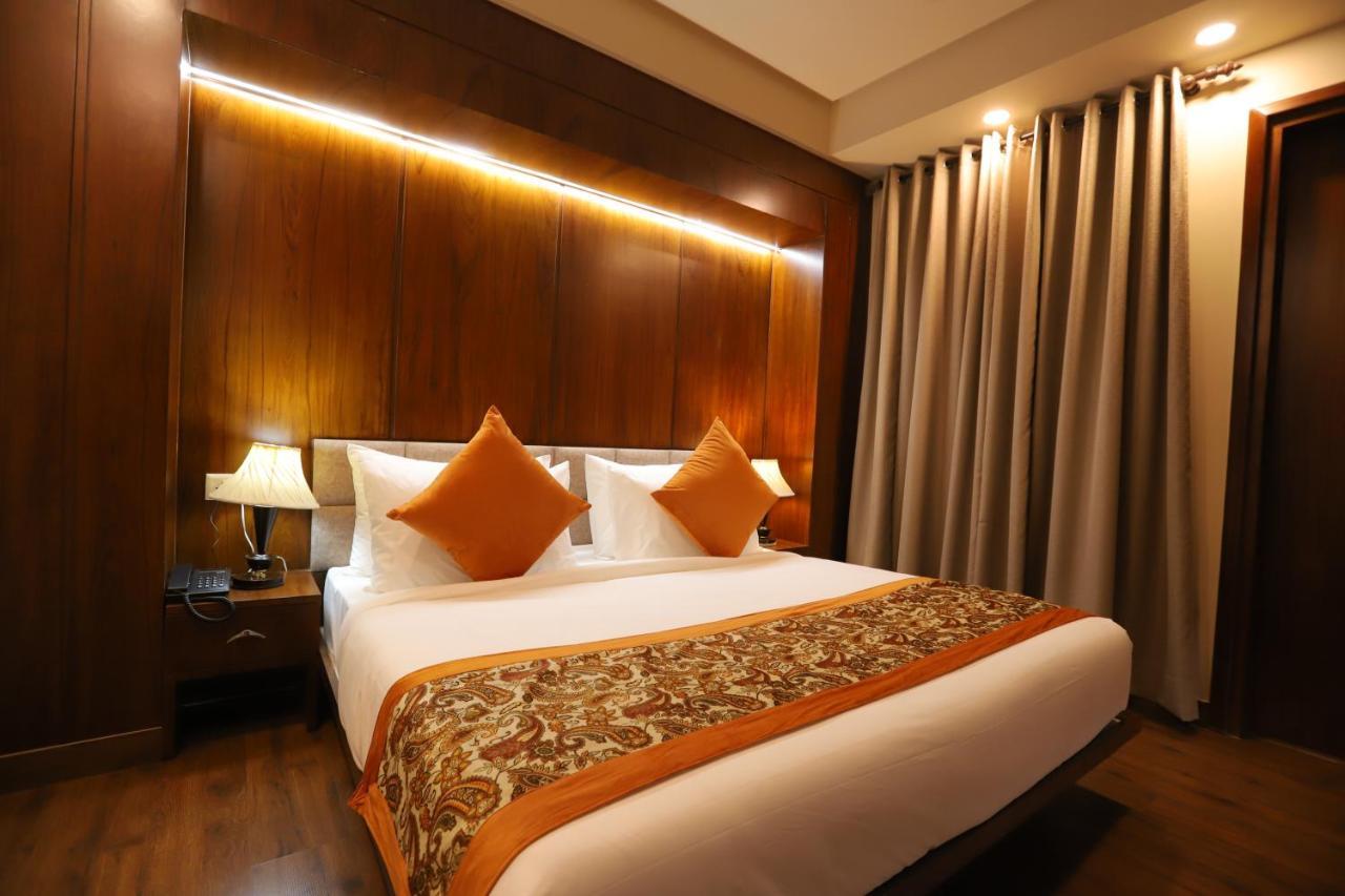 Ip Royal Hotel - Új-Delhi Kültér fotó