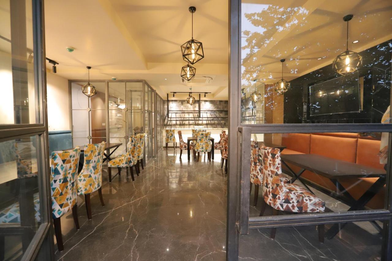 Ip Royal Hotel - Új-Delhi Kültér fotó