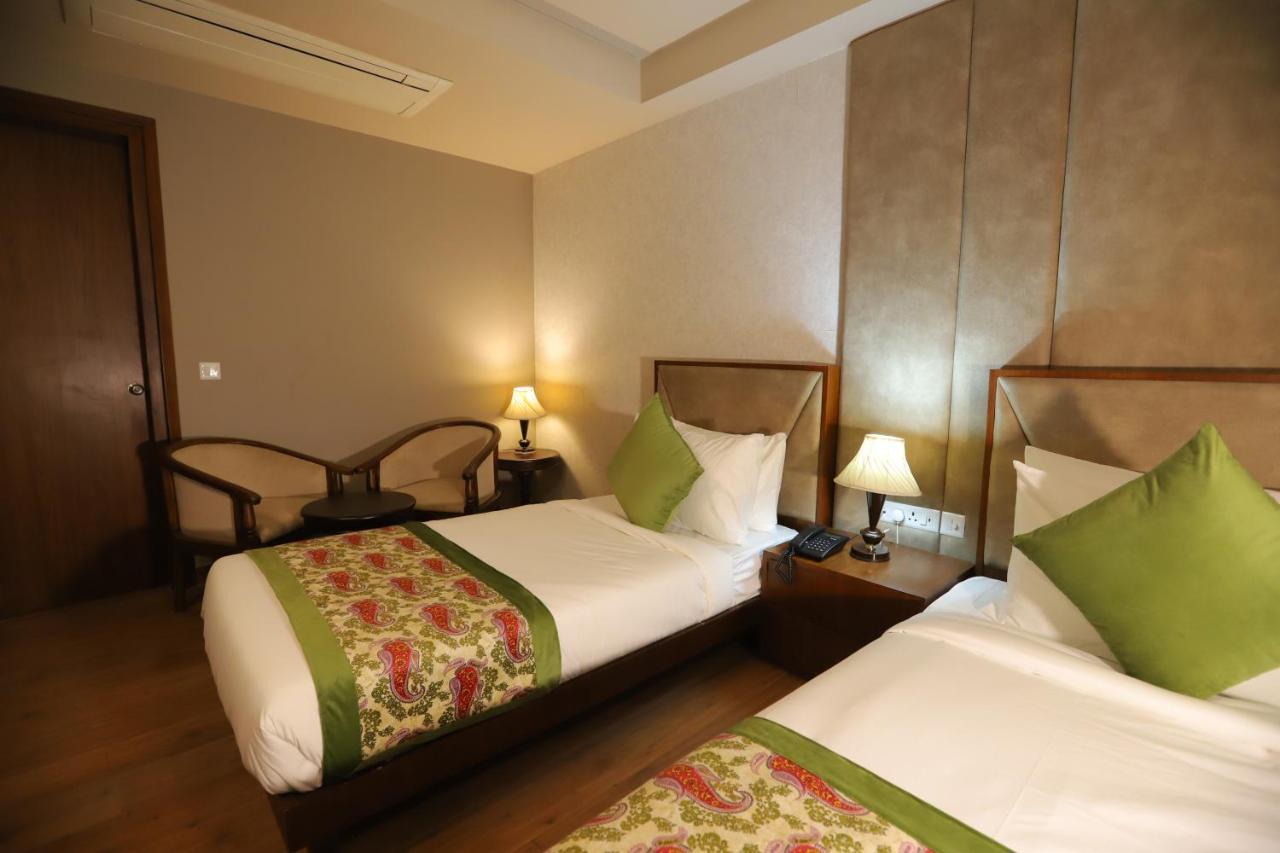Ip Royal Hotel - Új-Delhi Kültér fotó