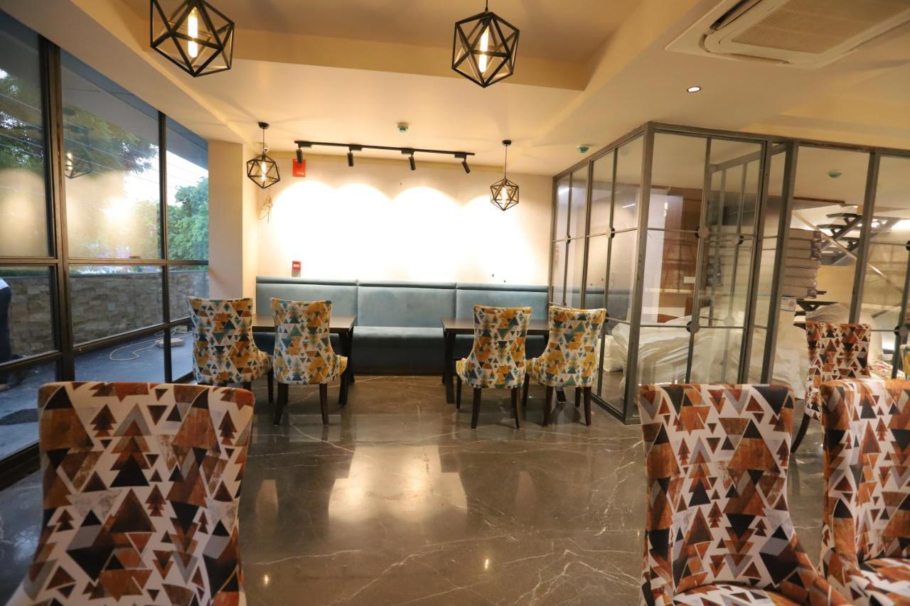 Ip Royal Hotel - Új-Delhi Kültér fotó