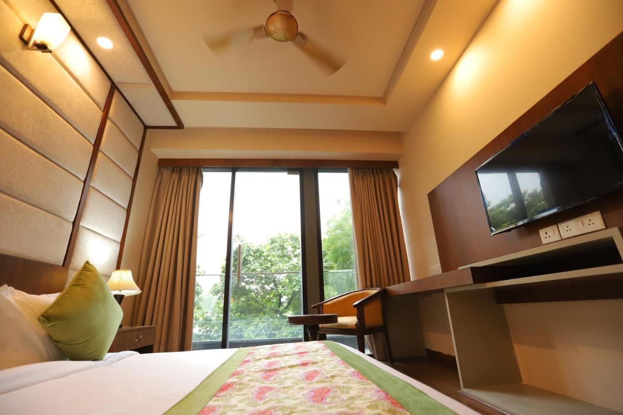 Ip Royal Hotel - Új-Delhi Kültér fotó